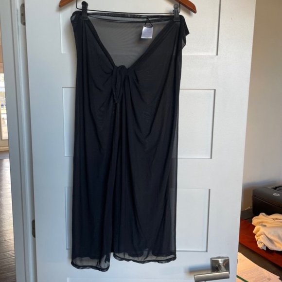 Infamous Swim Sara Sarong Black - Picture 3 of 5